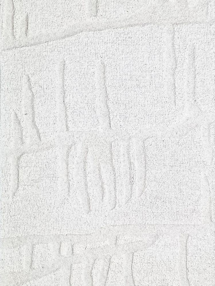 WHITE COLOUR HAND TUFTED WHTH CURL STRAIGHT PATTERN LINE 2X4 AREA RUG