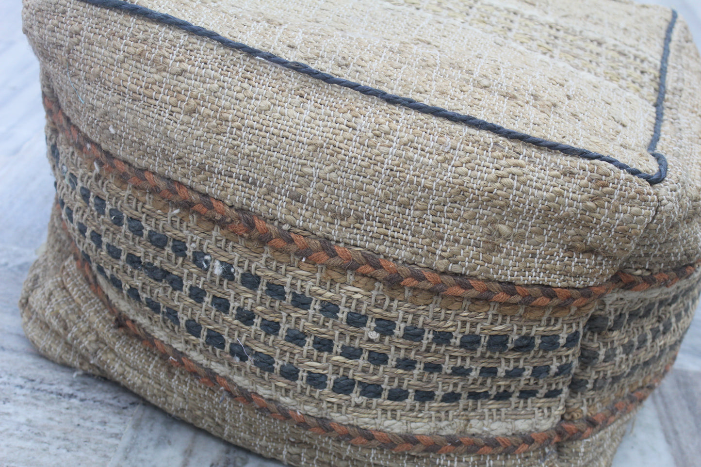 JUTE HANDMADE POUF
