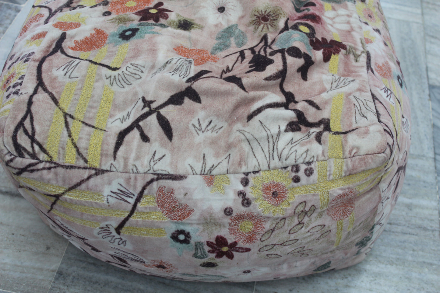 COTTON HANDMADE POUF NATURE PATTERN