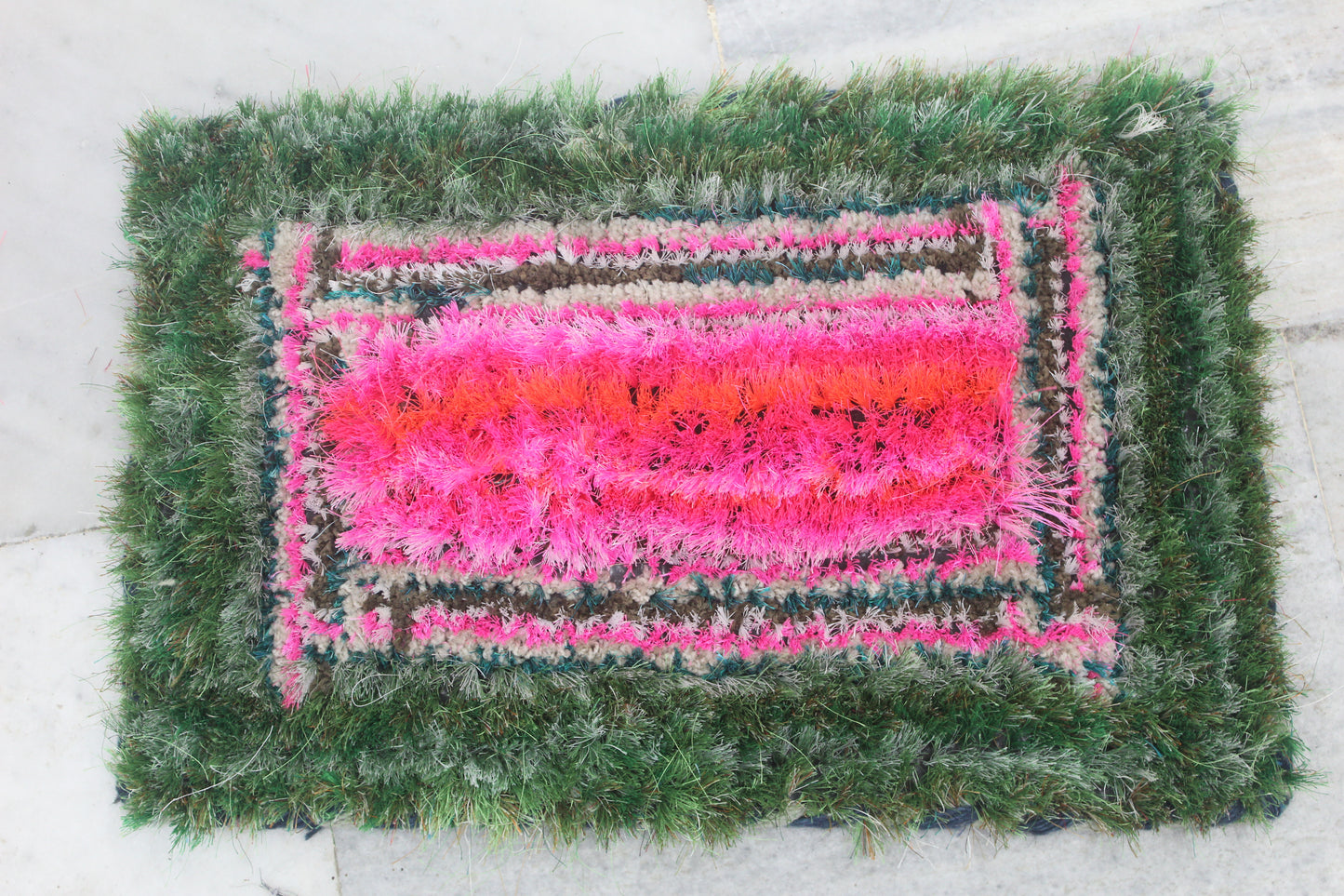 RECTANGULAR GREEN AND PINK DOORMAT