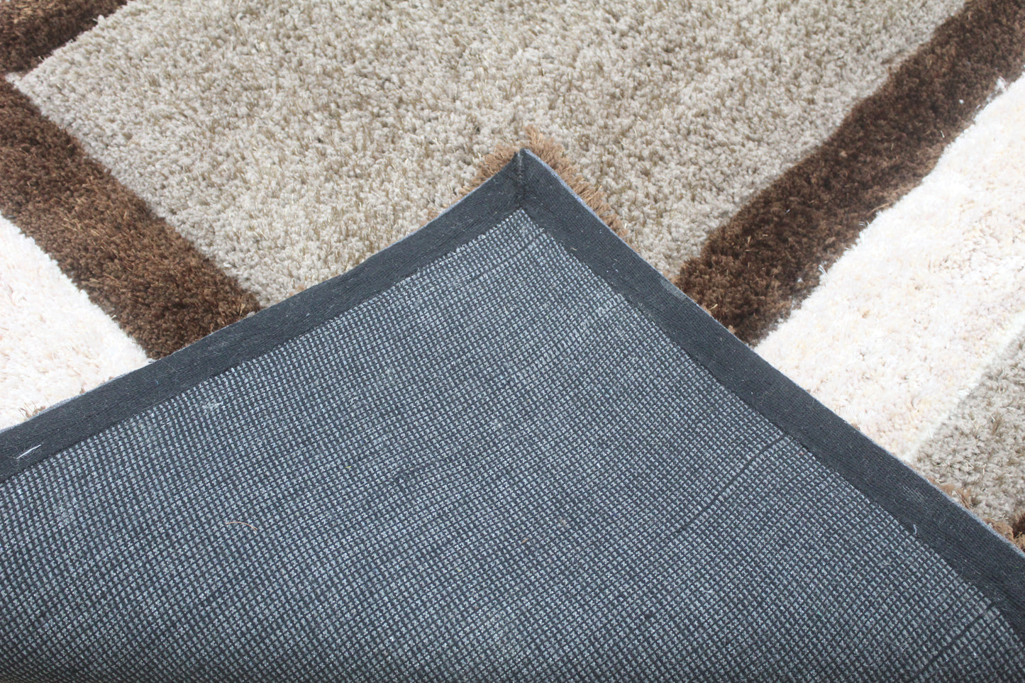 Luxury Shaggy Area Rug in Brown & Beige – Soft Plush Rectangle Carpet