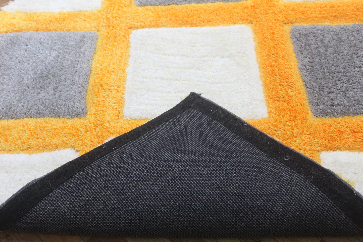 Modern Checkered Area Rug – Mustard Yellow, Grey & White Grid Pattern Carpet