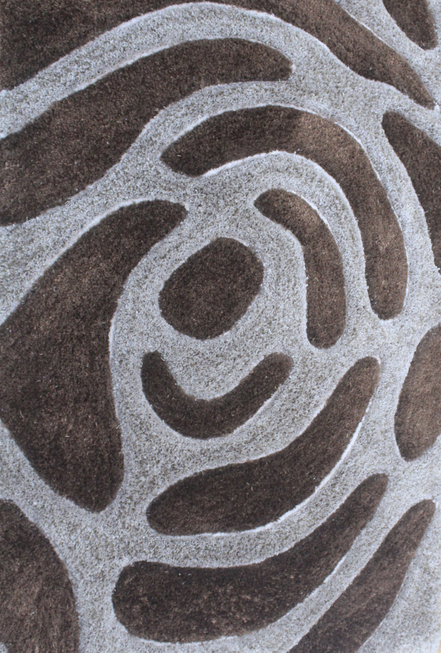 Modern Abstract Shaggy Rug in Brown & Beige – Soft Plush Geometric Carpet for Living Room & Bedroom