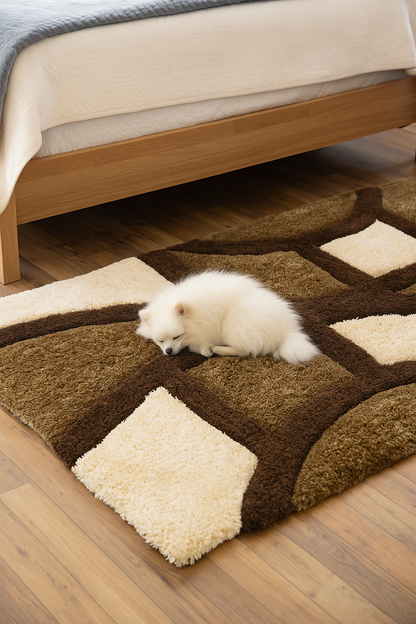 Luxurious Shaggy Rug in Beige and Chocolate Brown – Modern Geometric Pattern for Stylish Interiors