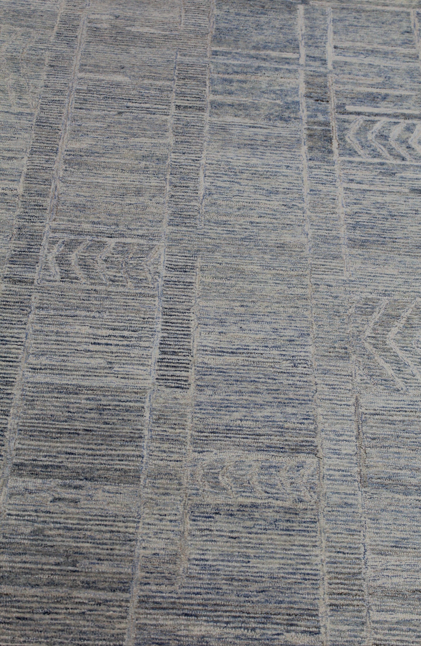 Modern Handwoven Blue & Ivory Geometric Wool Rug – Contemporary Area Carpet for Living Room or Bedroom