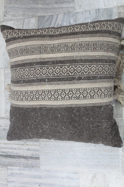 CUSHION WITH JUTE CUSHION COVER COLOR GRADIENT STRIPS