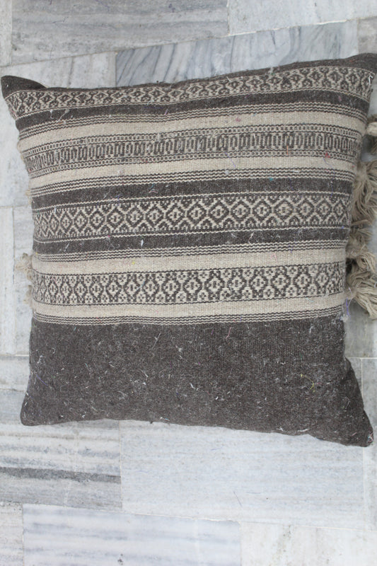 CUSHION WITH JUTE CUSHION COVER COLOR GRADIENT STRIPS