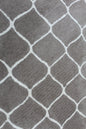 Luxury Shaggy Trellis Pattern Rug – Modern Grey & White Area Carpet for Cozy Living Room and Bedroom Flooring