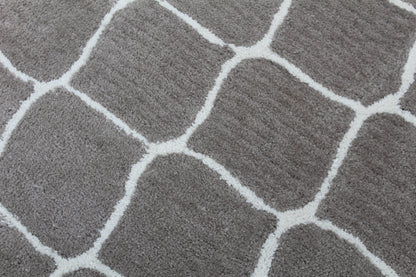 Luxury Shaggy Trellis Pattern Rug – Modern Grey & White Area Carpet for Cozy Living Room and Bedroom Flooring