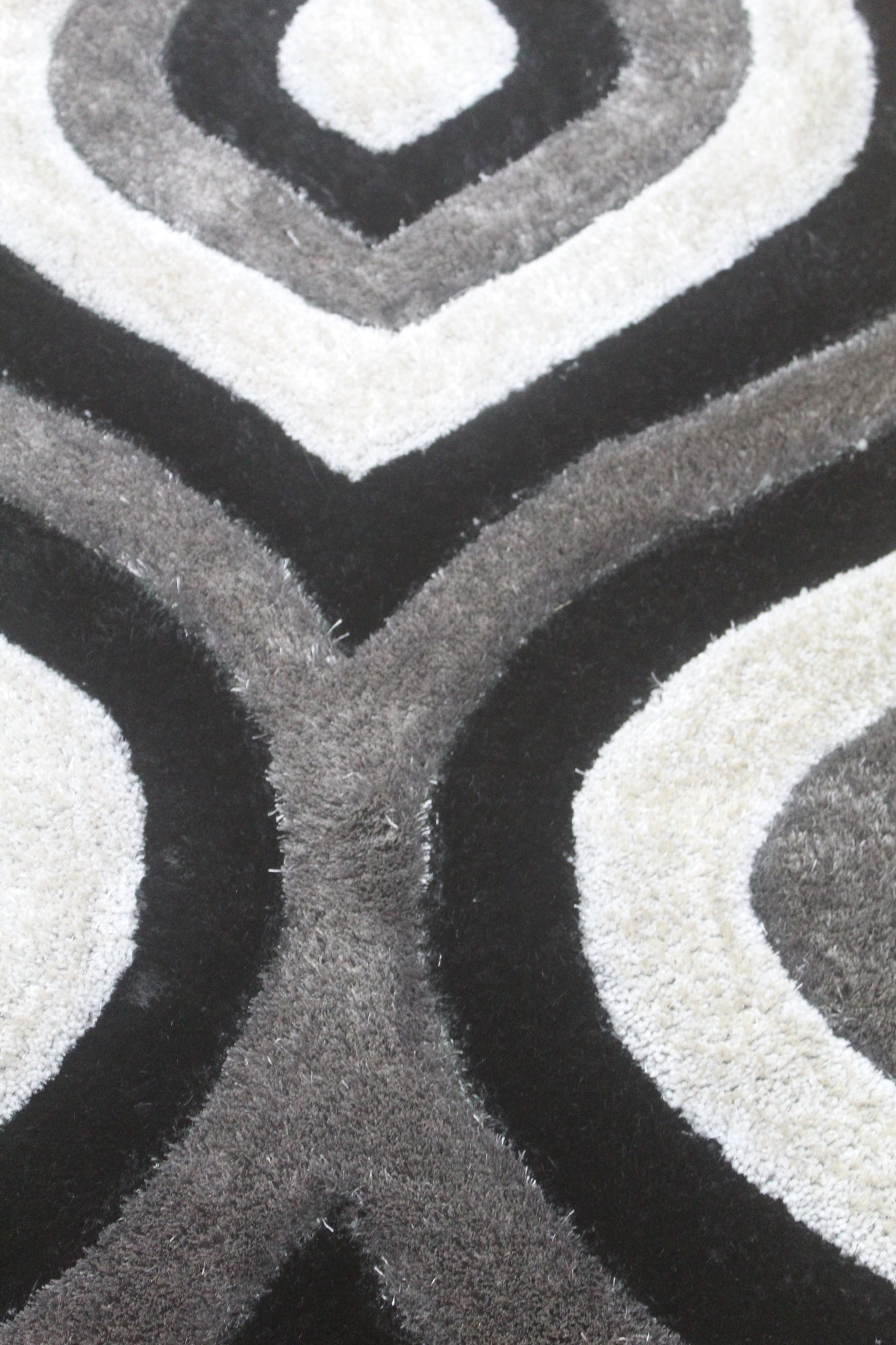 Modern Plush Area Rug with Bold Curves – Grey, Ivory & Black