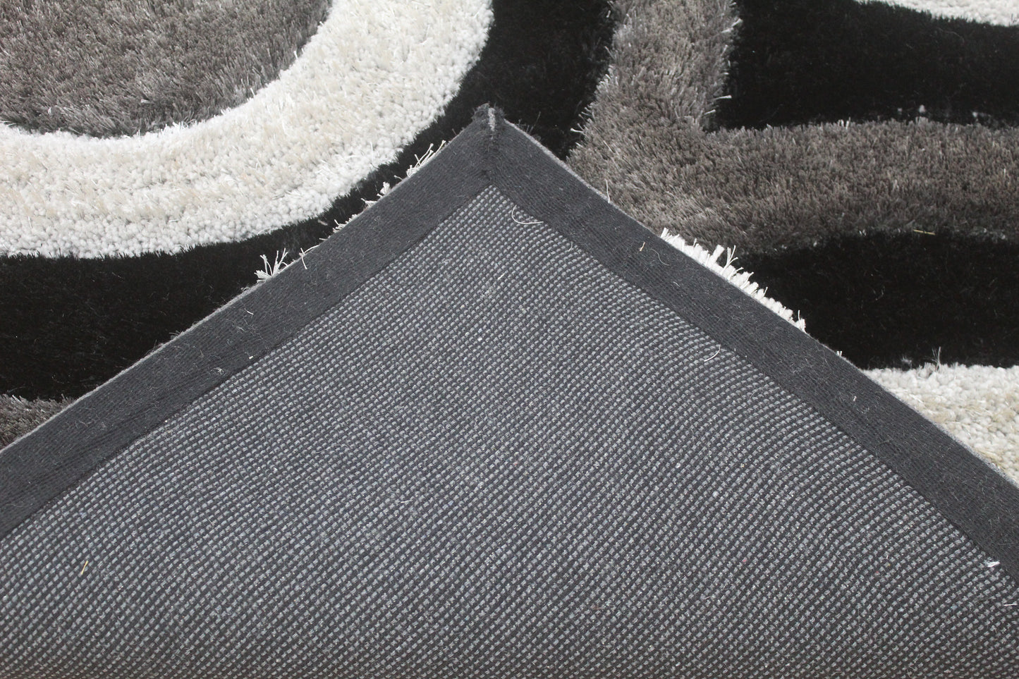 Modern Plush Area Rug with Bold Curves – Grey, Ivory & Black