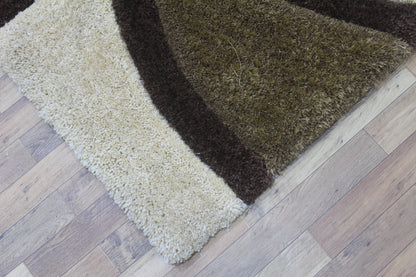 Luxurious Shaggy Rug in Beige and Chocolate Brown – Modern Geometric Pattern for Stylish Interiors