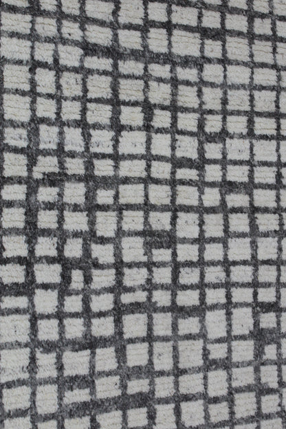 Modern Checkered Grid Rug – Scandinavian Style Soft Wool-Blend Carpet for Living Room & Bedroom Decor